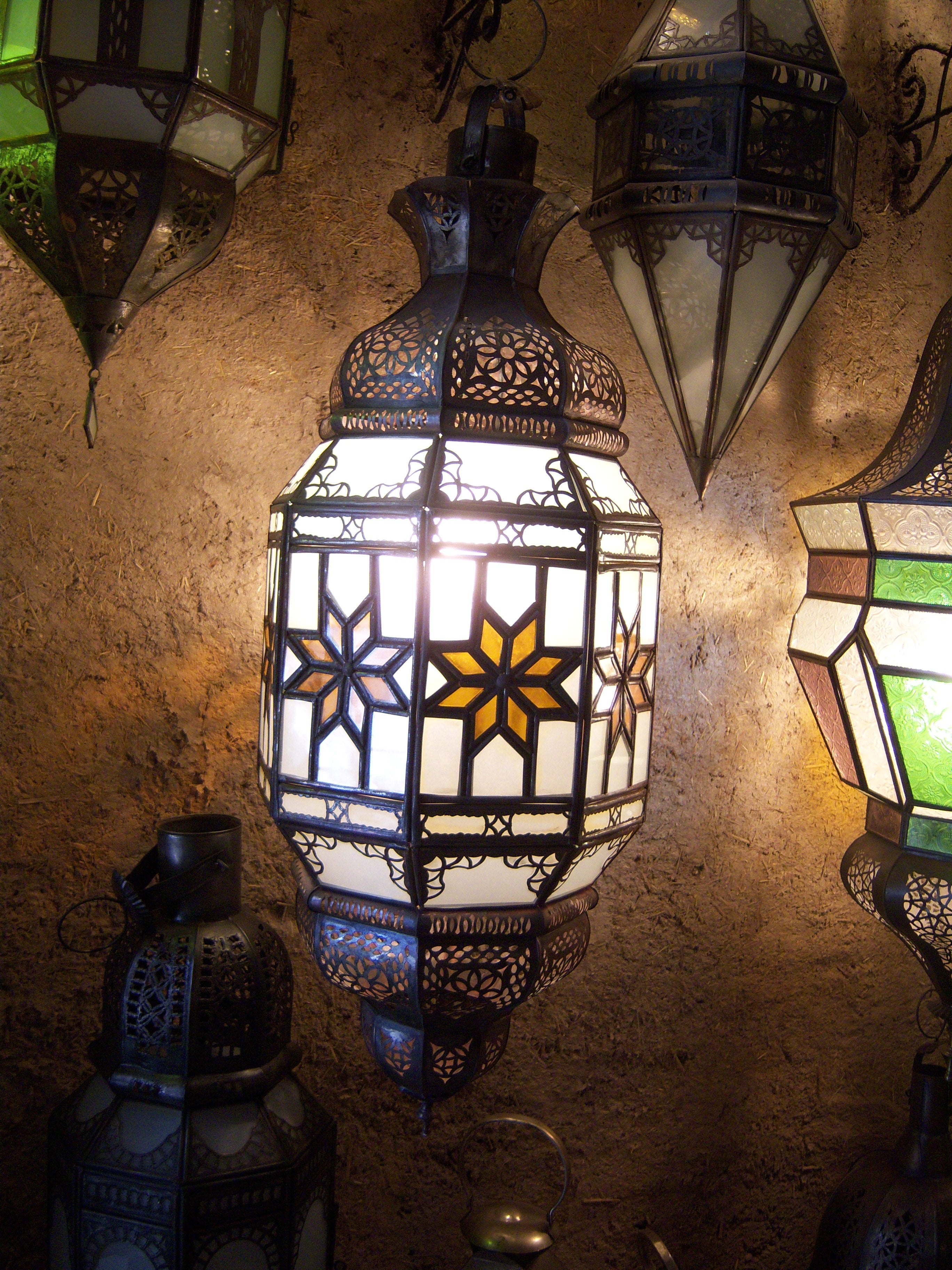 Moroccan lanterns – Justmorocco