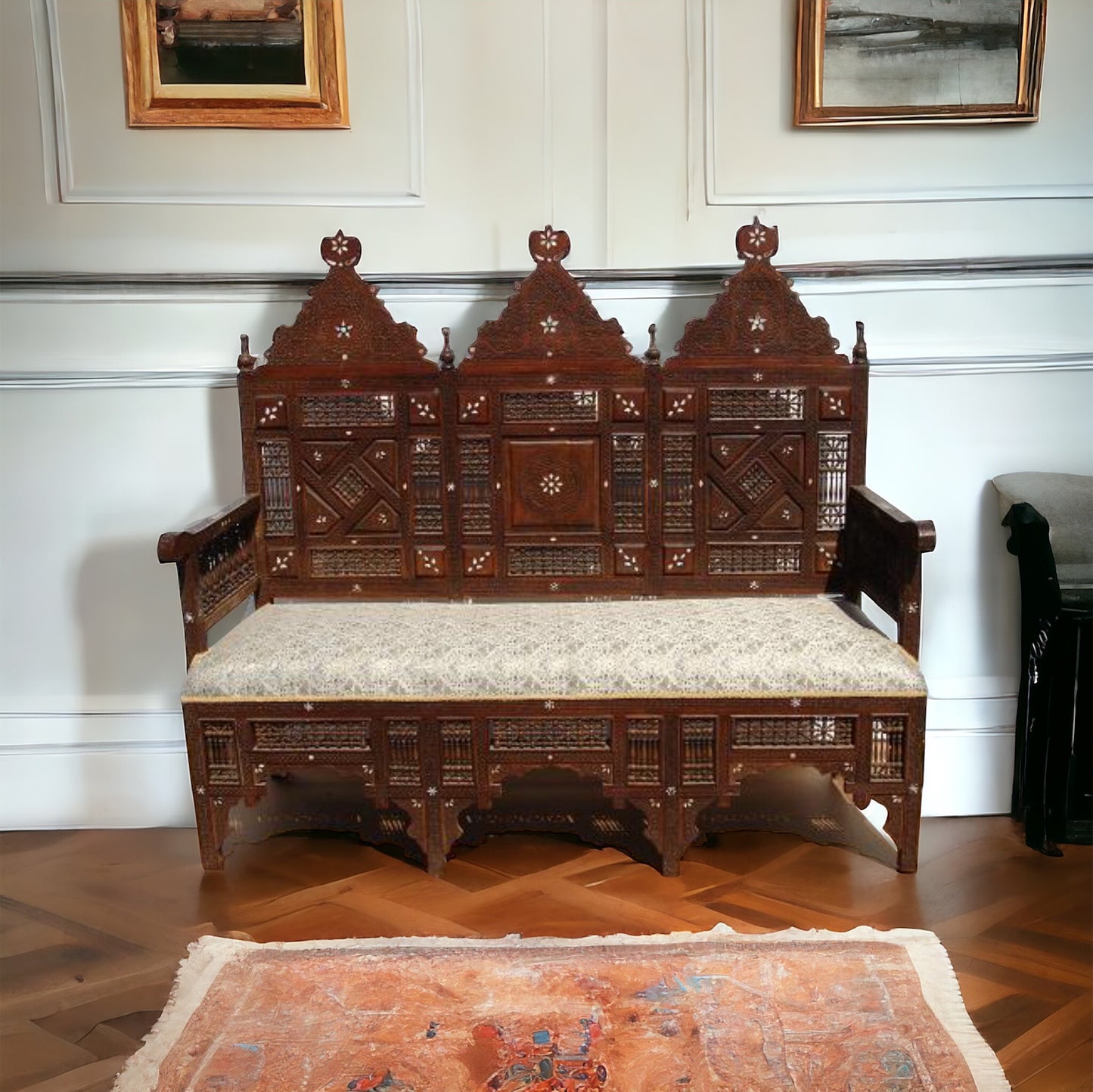 Damas Pasha bench