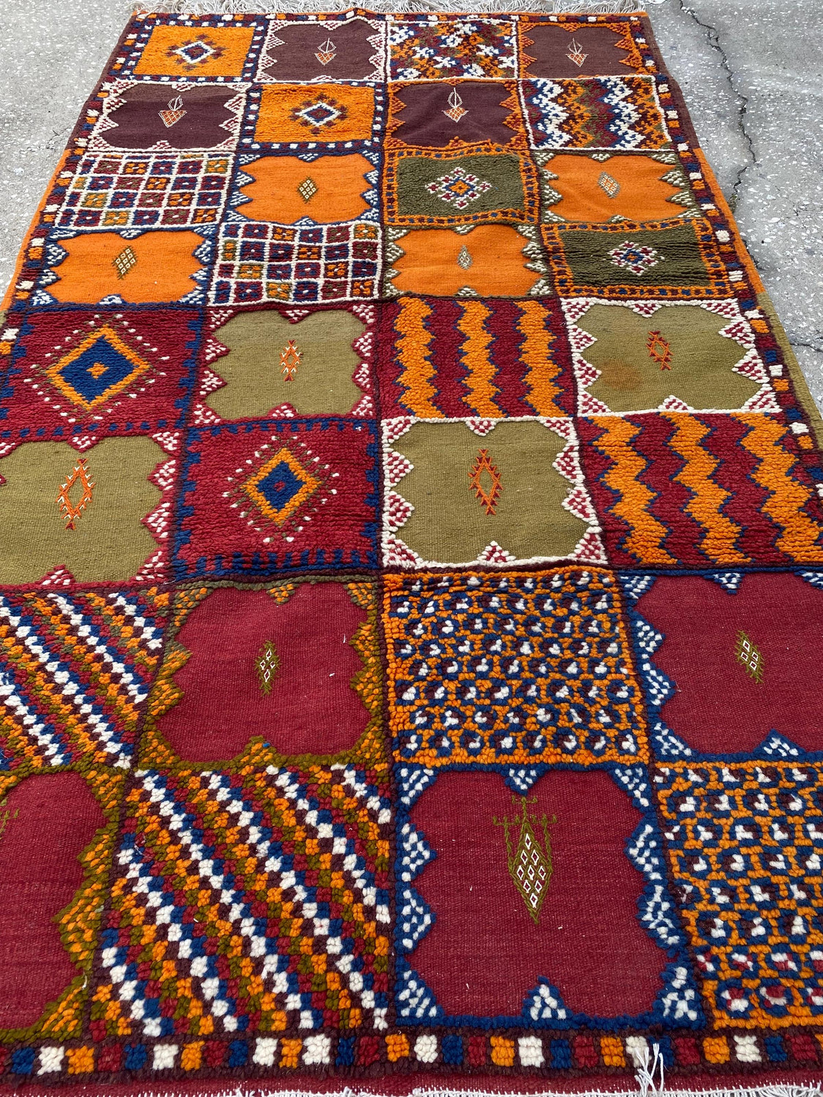 Handwoven Taznakht Berber Patchwork Rug | Vintage Carpet (86" x 47")