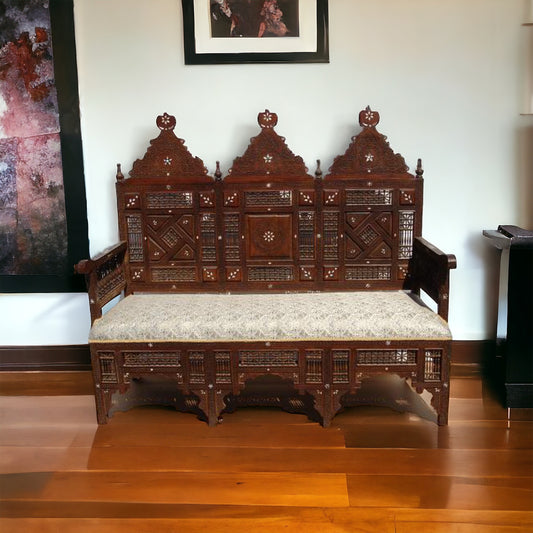 Damas Pasha bench