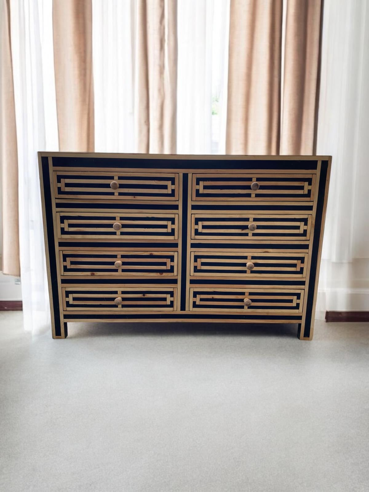 Zebra cabinet