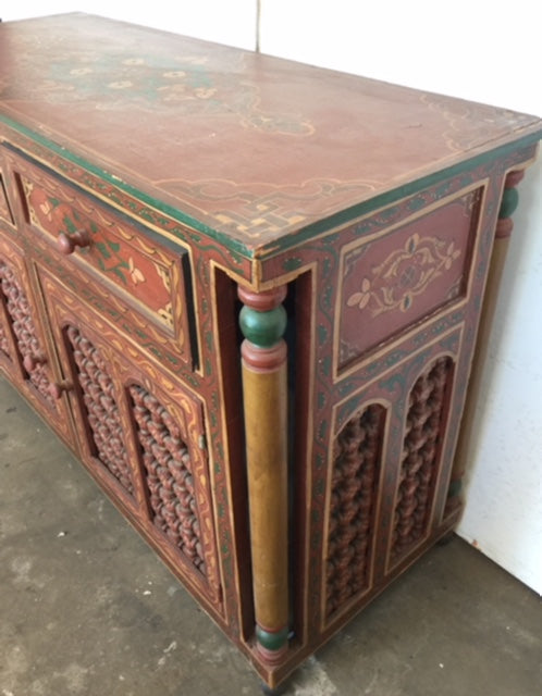 Medina kitchen cabinet