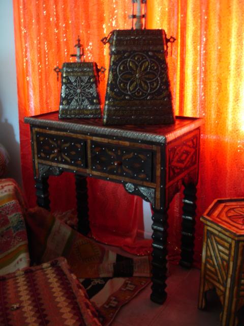 Moroccan camel bone console