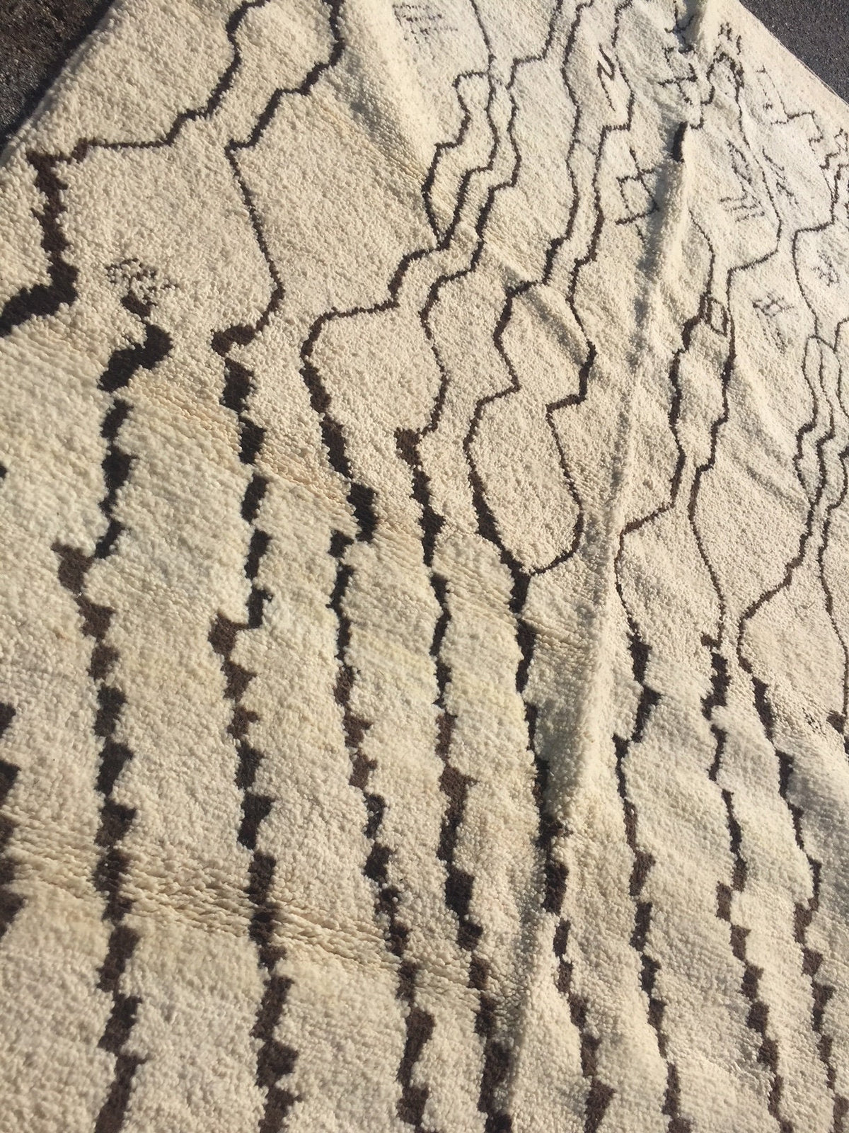 9ft 9in by 6ft 6in vintage Beni Ourain Moroccan rug with abstract handwoven design from Justmorocco.