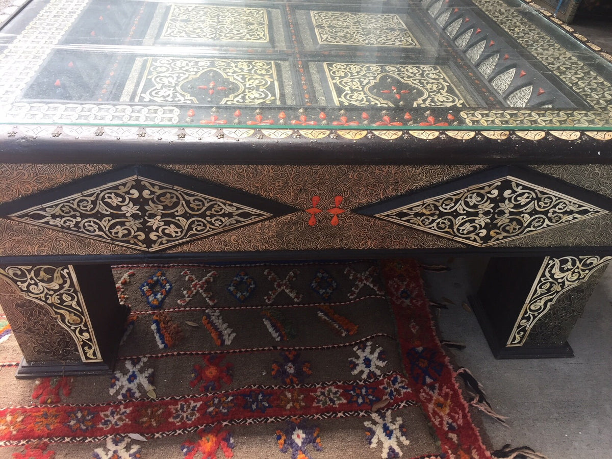 Royal Extra large vintage camel bone living room moroccan table