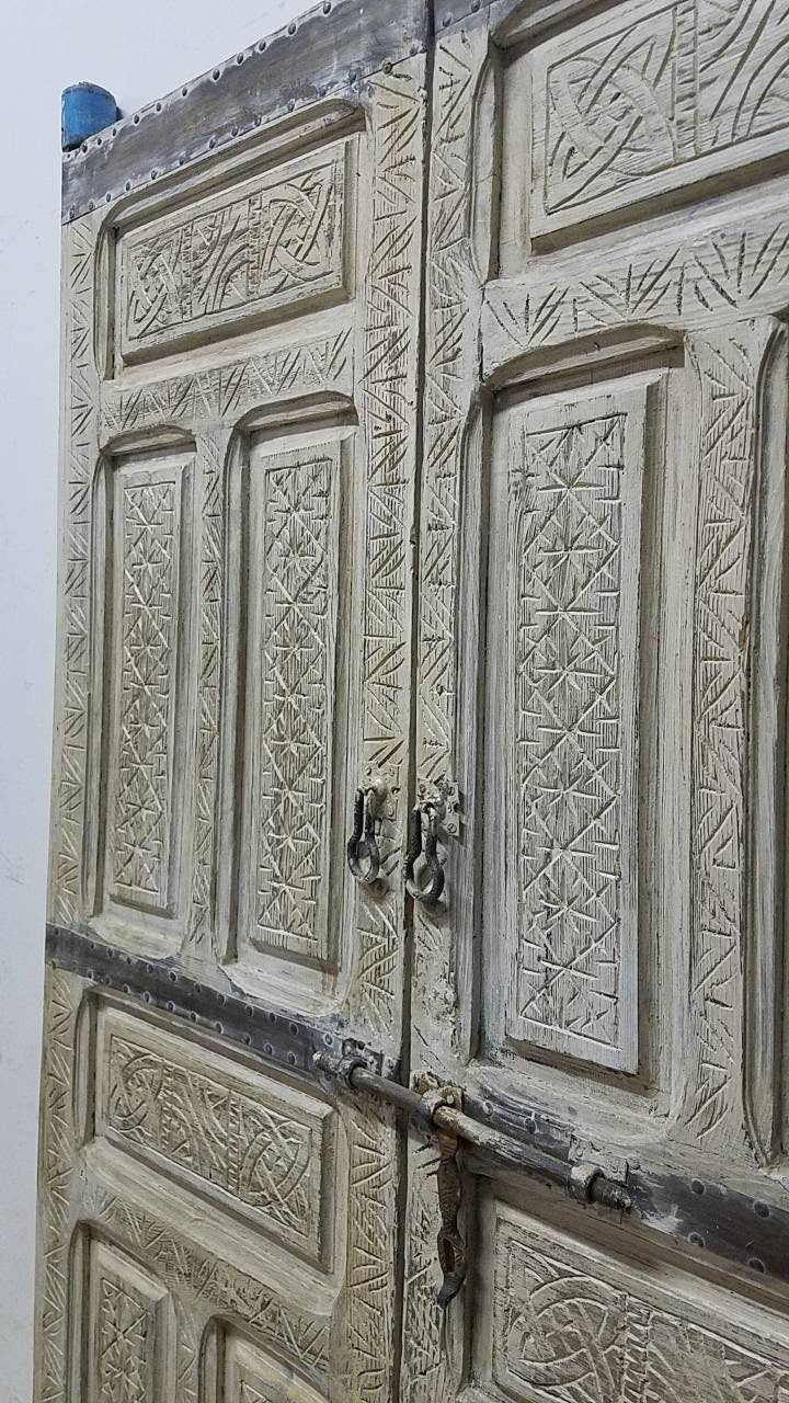 Handmade Vintage Moroccan Carved Double Door, White Cedar Wood (80.5x44.5)