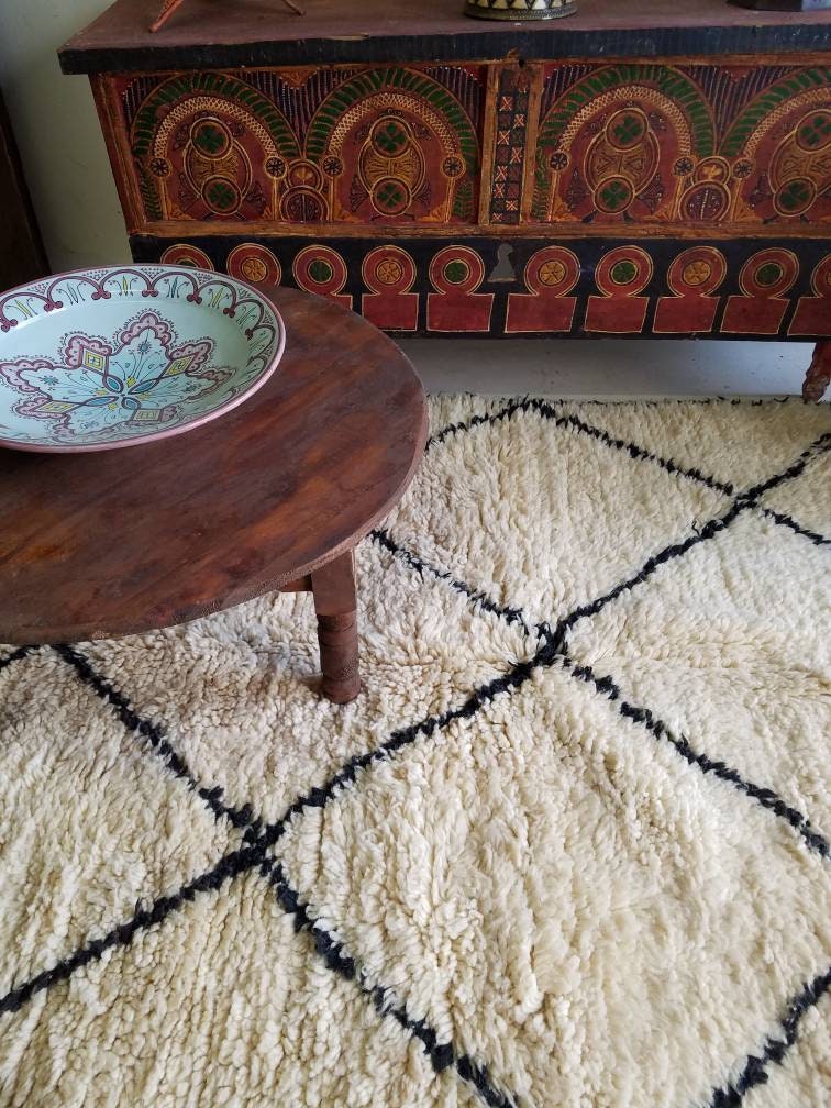 Vintage Beni Ourain Rug, Handwoven Wool Moroccan Carpet (74x48)