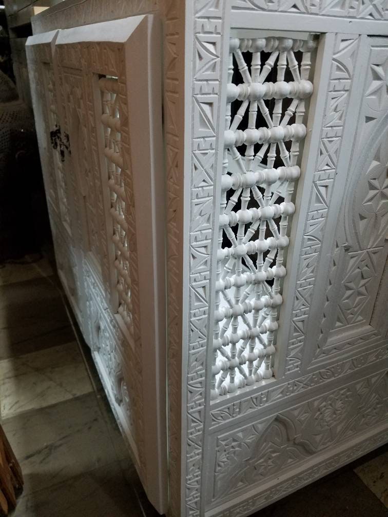Handmade Moroccan Bathroom Vanity Cabinet, Marble Top, Silver Faucet