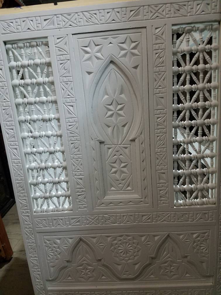 Handmade Moroccan Bathroom Vanity Cabinet, Marble Top, Silver Faucet