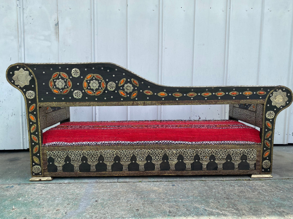 Handmade Moroccan Kilim Rug Bench, Silver Metal Inlay, Upholstered Sofa