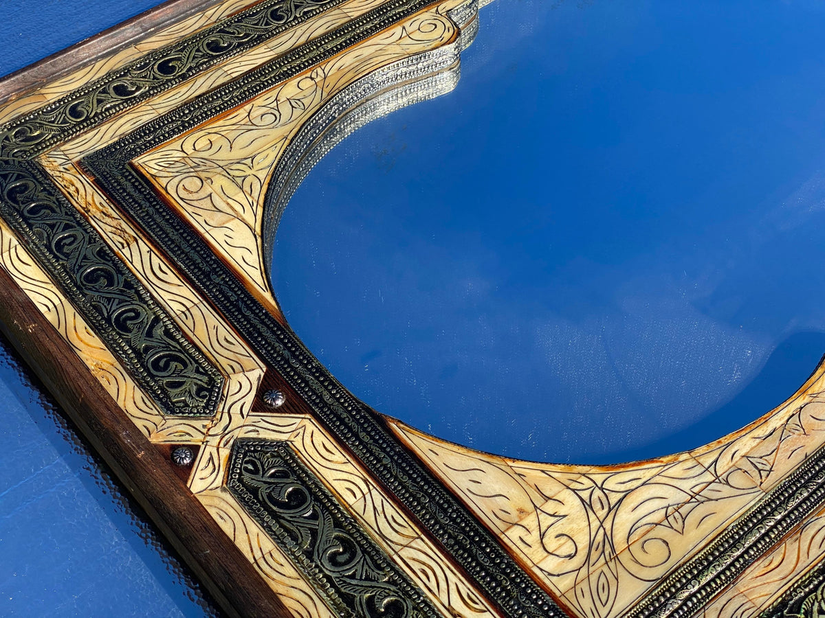Handmade Moorish Arch Mirror: Silver Camel Bone Inlay, Moroccan Decor (39.5” x 26.5”)