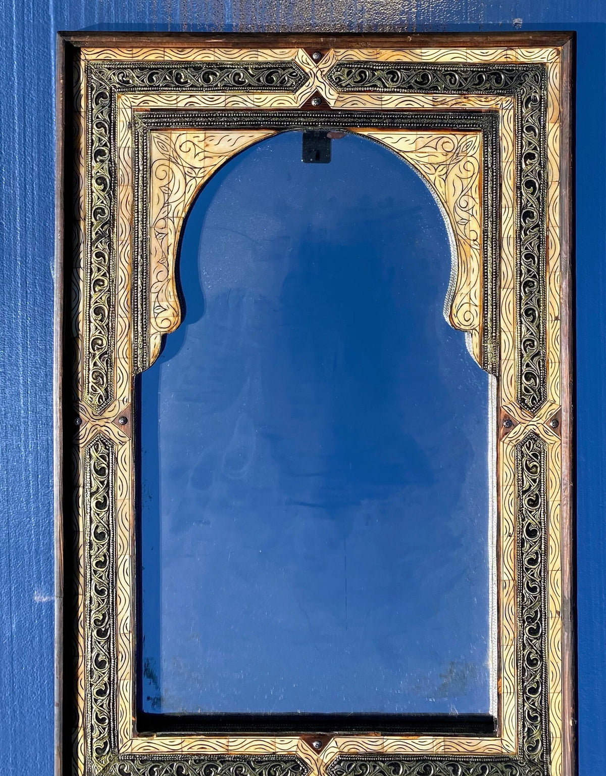 Handmade Moorish Arch Mirror: Silver Camel Bone Inlay, Moroccan Decor (39.5” x 26.5”)