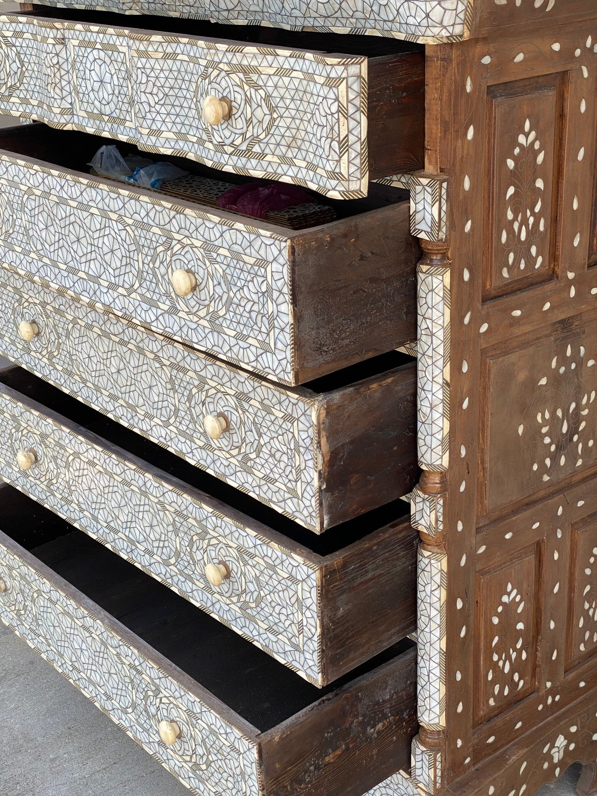 Handcrafted Syrian Mother of Pearl Inlaid Chest of Drawers, Bone Inlay, Marble Top