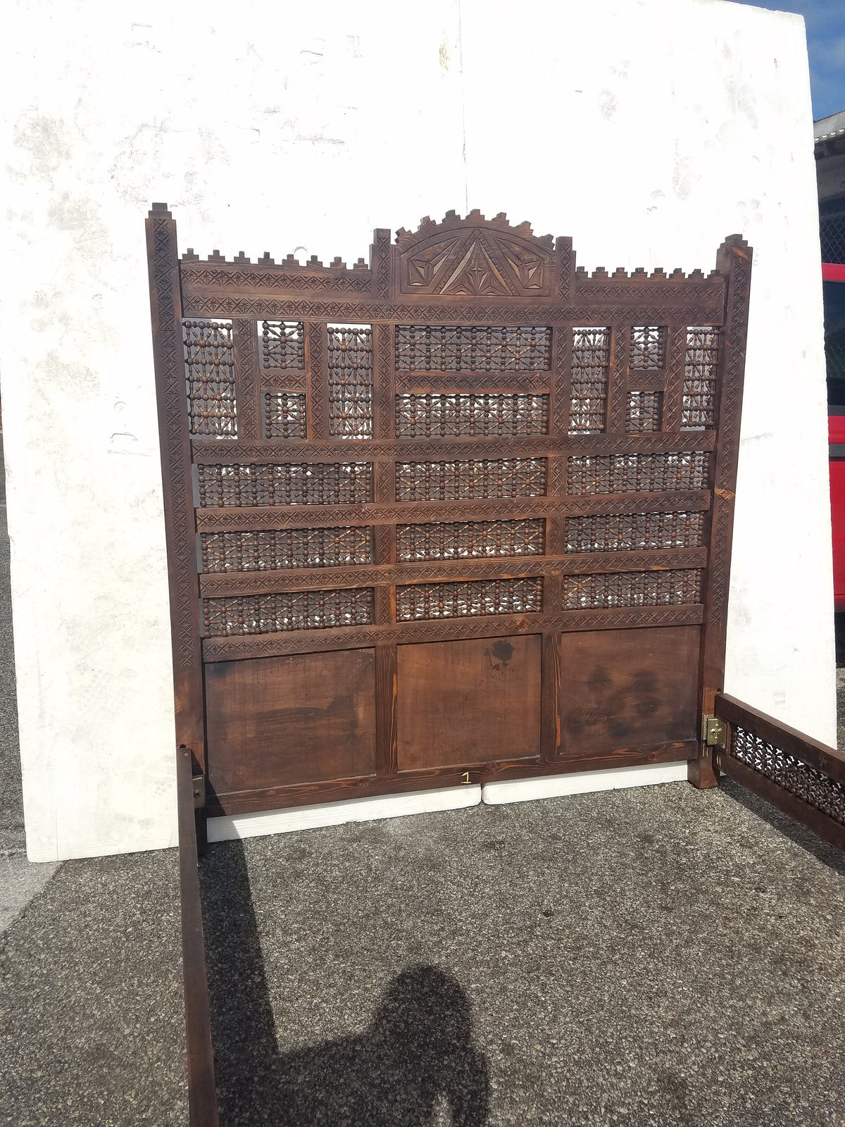 Handmade Moroccan Mousharabia Bed - Carved Lattice Headboard