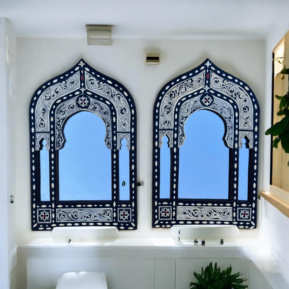 White Bone Inlay Mirror, Moroccan Moorish Arch (40x24)