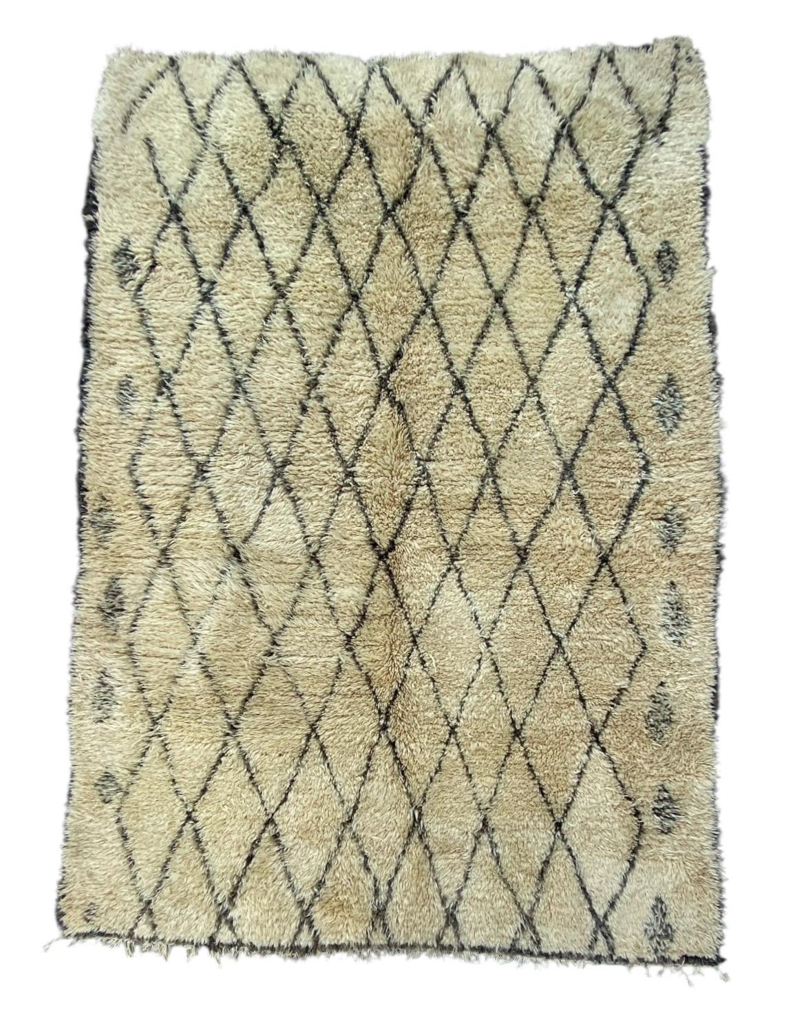 Handwoven Moroccan Beni Ourain Rug, Diamond Geometric Wool Carpet (87x60)