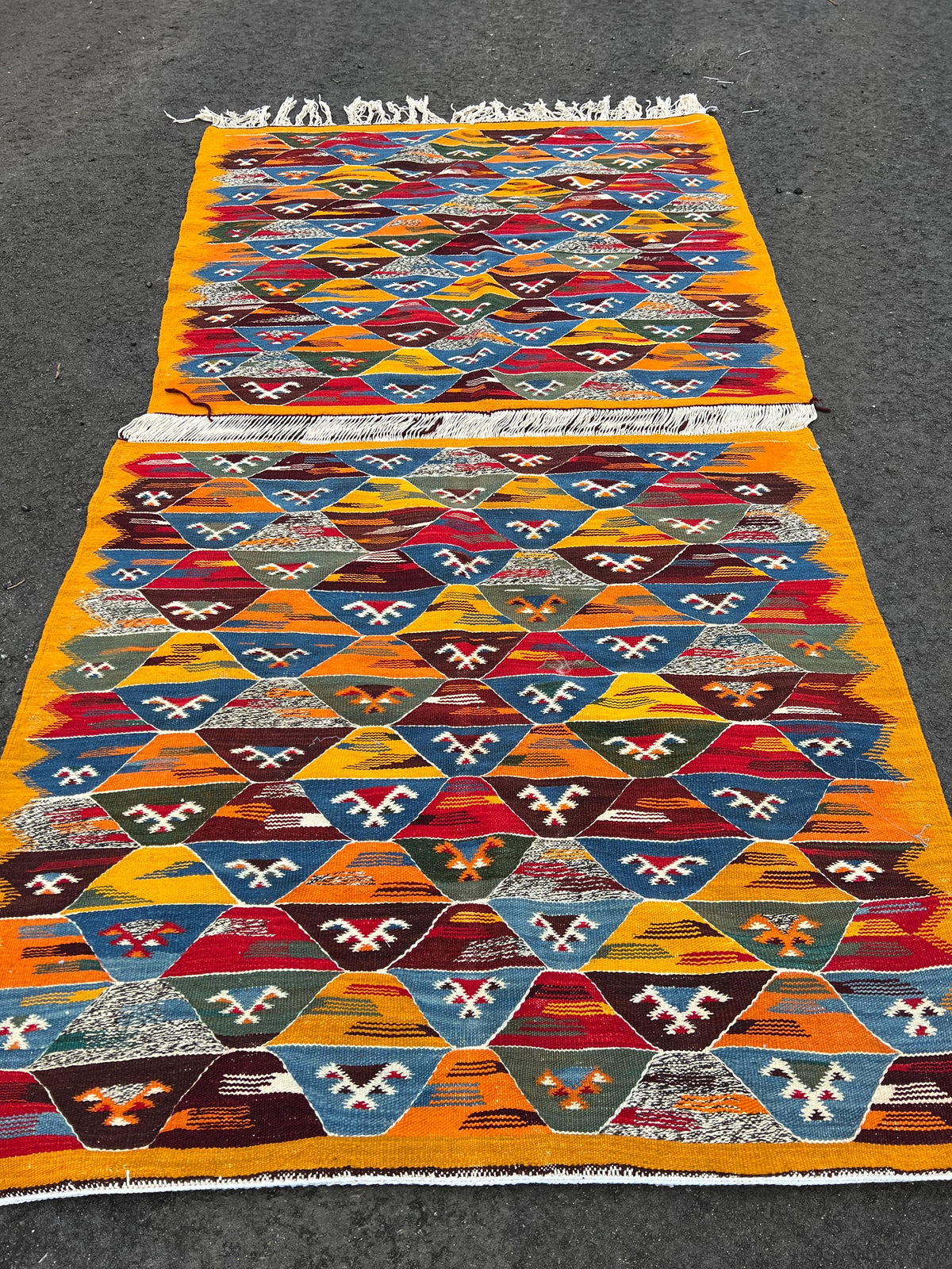 Vintage taznakht rug low pile mural moroccan carpet berber handwoven patchwork rug