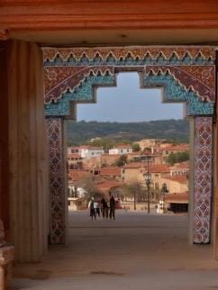 Hand painted royal Moroccan arch