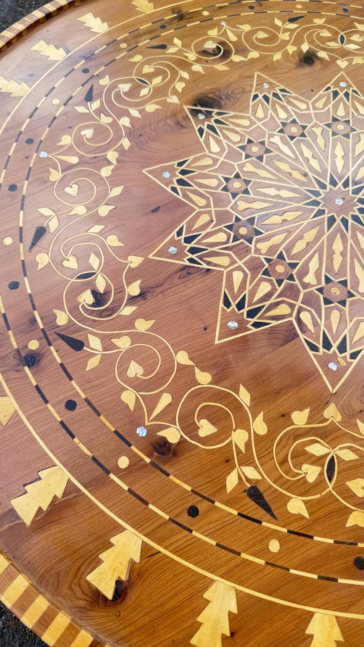 Vintage Thuya Inlay Wooden Table – Handmade Moroccan Living Room Furniture