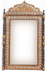 Ethnic mirror
