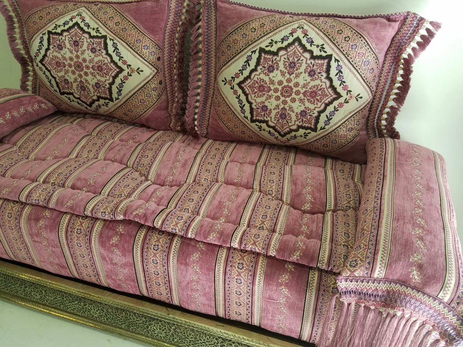 Farasha sofa