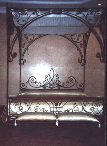 Iron palace bed